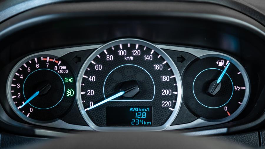Панель приборов Ford Figo Blu 2019 года  (фото 28 из 40)